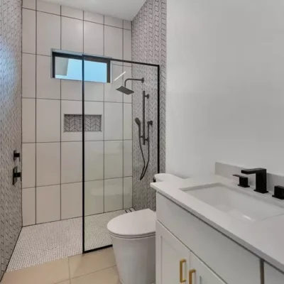 Layout C – master bathroom layout